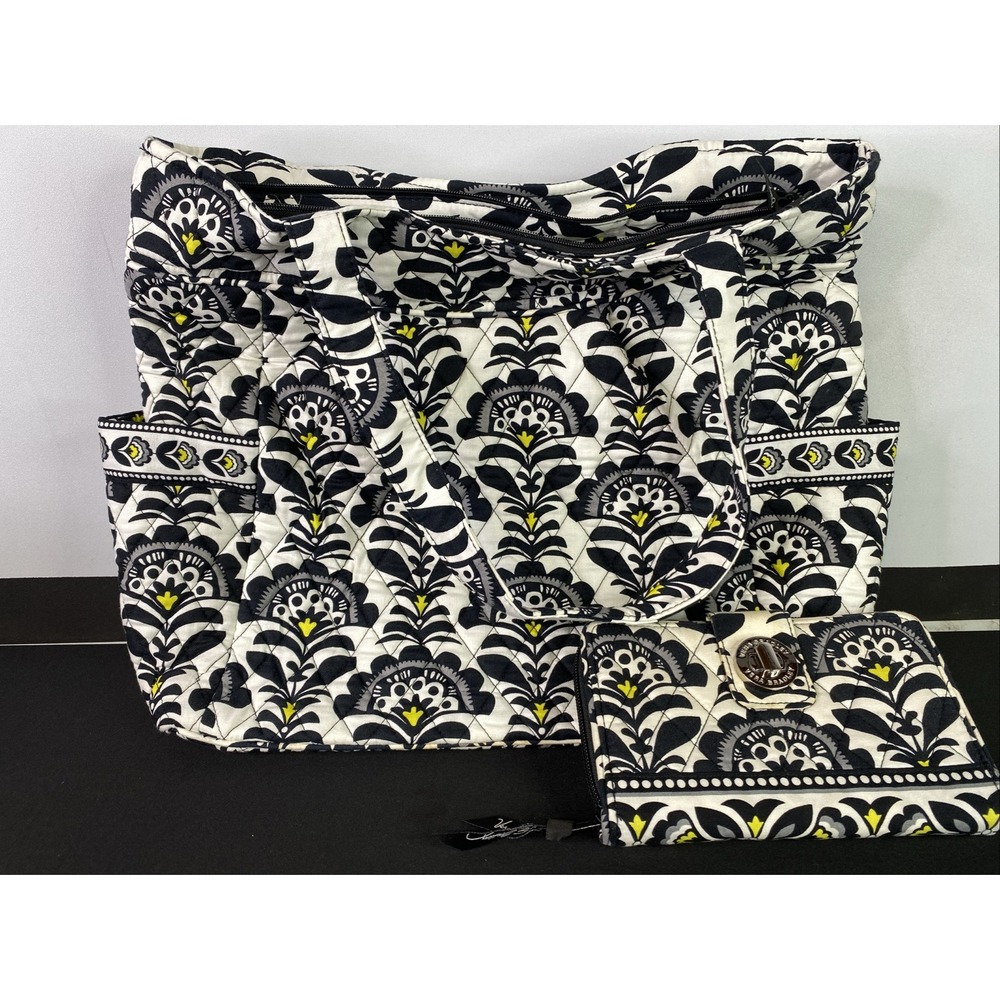 Large Vera Bradley Purse Shoulder Bag  And Wallet Please Read Description